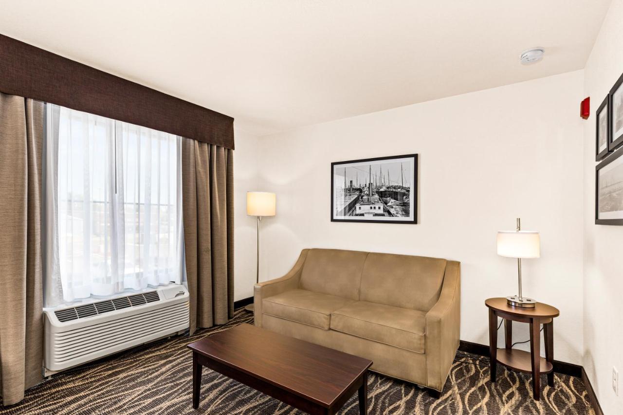 Cobblestone Hotel & Suites - Ottumwa  Kültér fotó