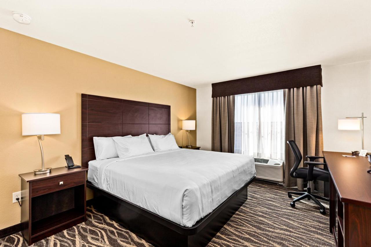 Cobblestone Hotel & Suites - Ottumwa  Kültér fotó