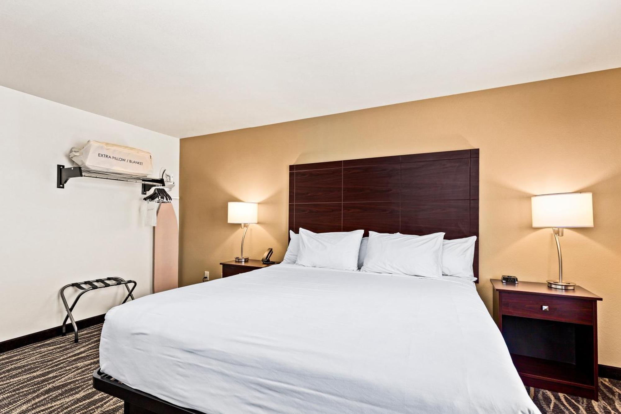 Cobblestone Hotel & Suites - Ottumwa  Kültér fotó